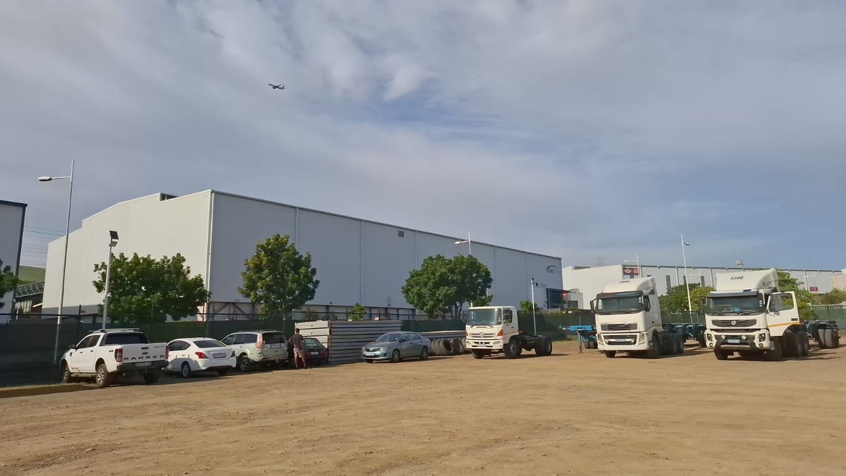 5400m² Vacant Industrial Land For Sale in Cornubia