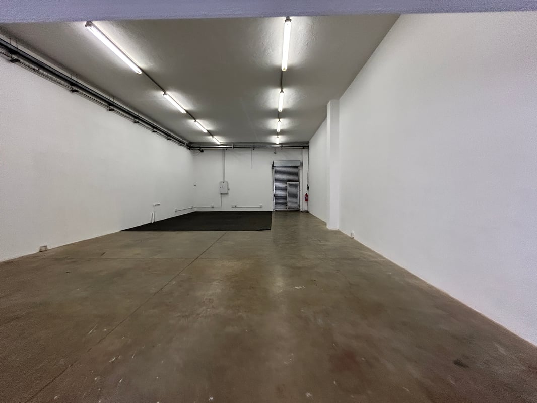 134m² Service and Industrial Unit To Let – Lillies Quarter Lifestyle Centre, Hillcrest