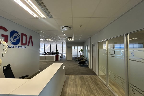 261m² Office To Let In The Lion Match Office Park  — image 2