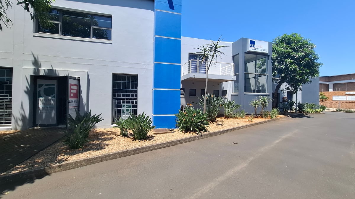 701m² Warehouse For Sale in Mount Edgecombe
