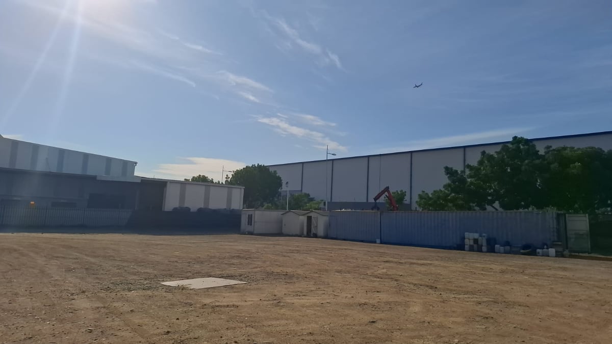 5400m² Vacant Industrial Land For Sale in Cornubia