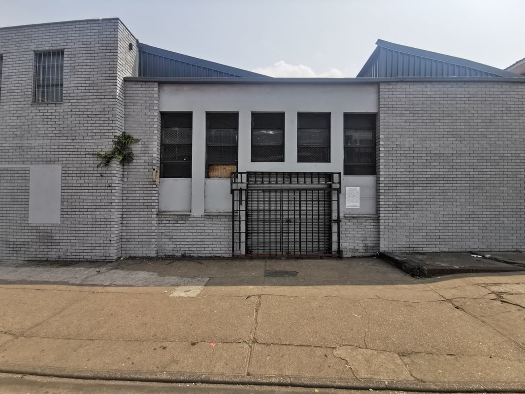 2000m² Warehouse To Let in Congella