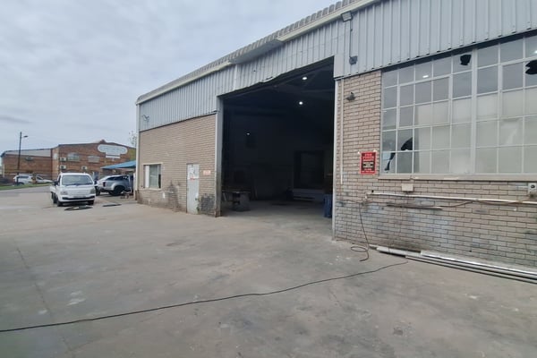 1 538m² Warehouse To Let in Westmead — image 2