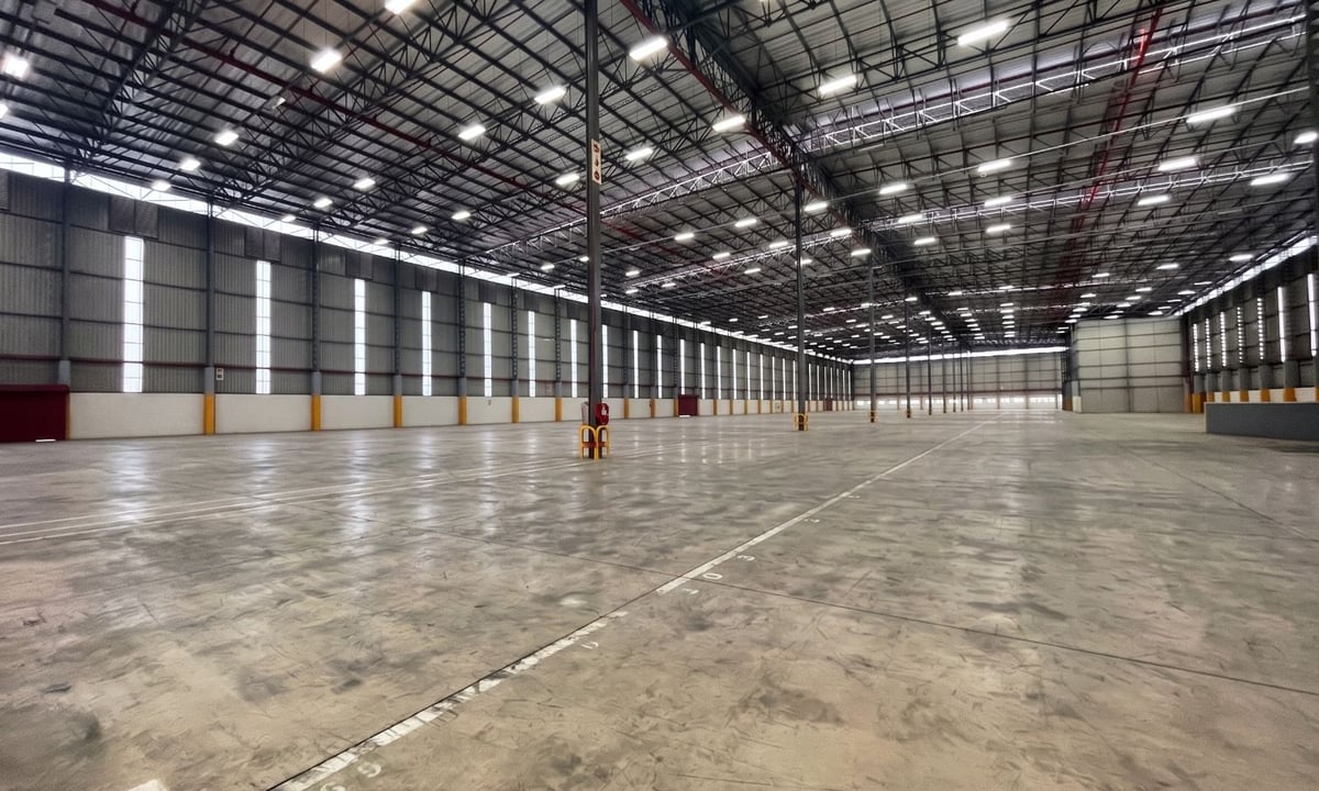 15 716m² Premium Logistics & Distribution Warehouse To Let – Prospecton