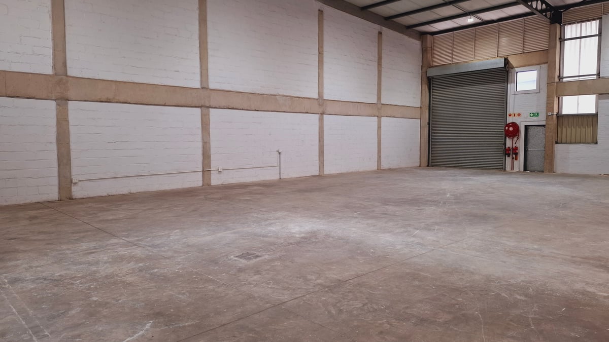 534m² Warehouse for Rent in Cornubia
