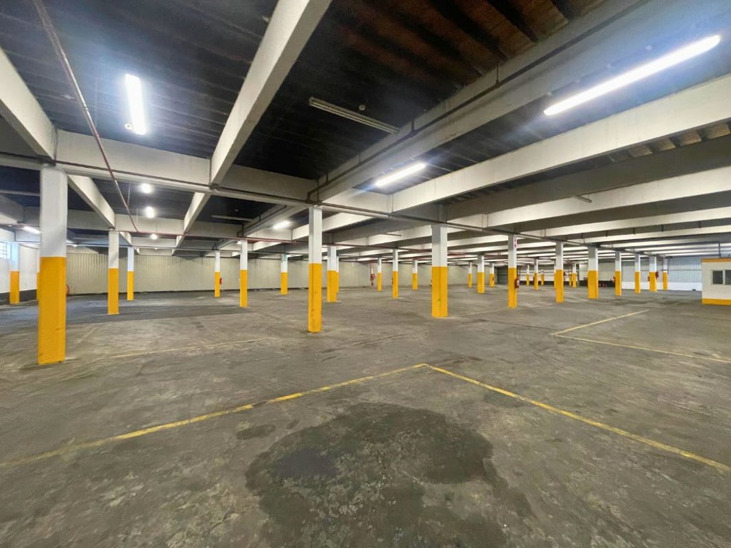 3 470m² Warehouse to Let in Mobeni, Durban