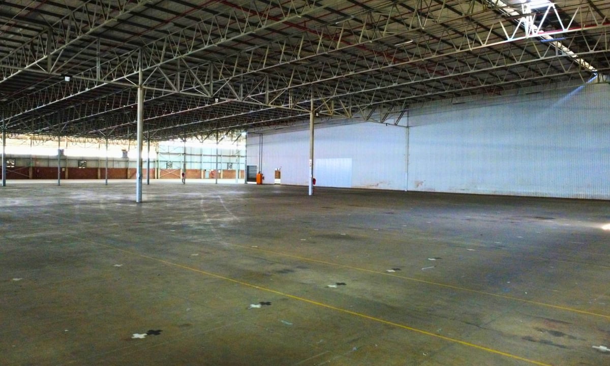 14 163m² Warehouse To Let in Prospecton