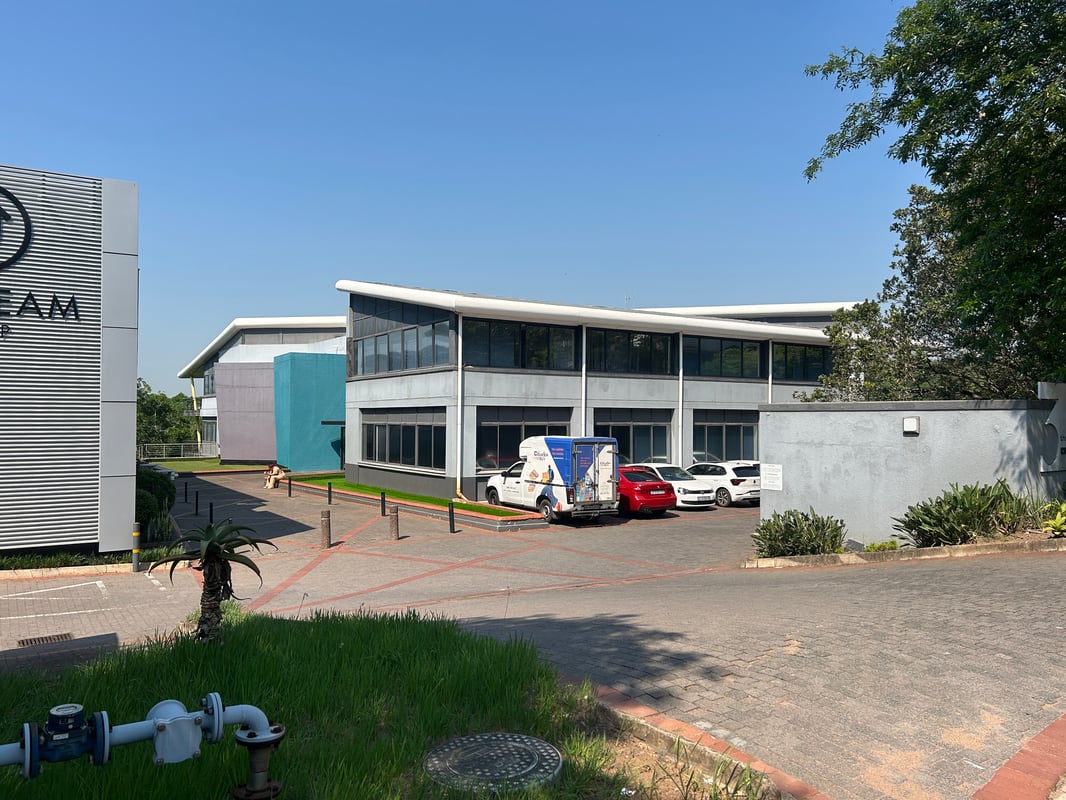 264m² Office To Let In Westway Office Park, Westville