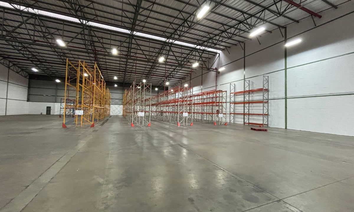 3301m² Warehouse To Let in New Germany
