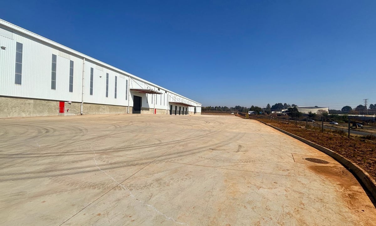 22 455m² Logistics Warehouse To Let, Kempton Park, Gauteng 