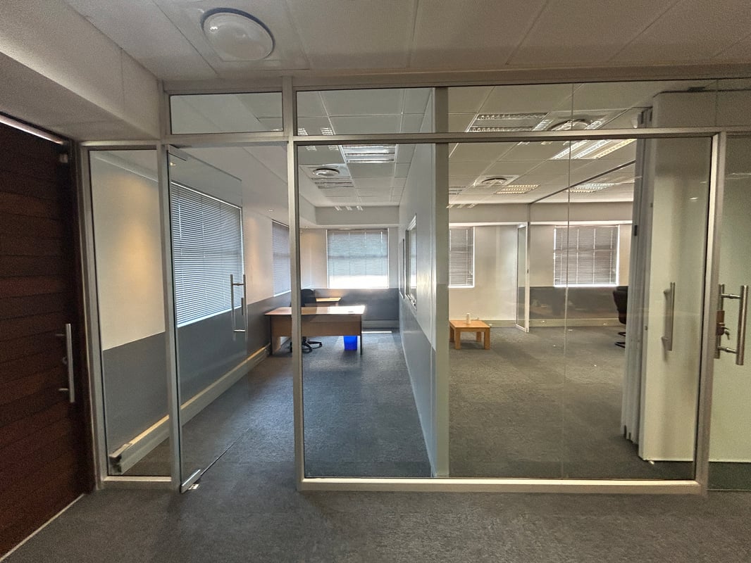 144m² Office To Let in Westville
