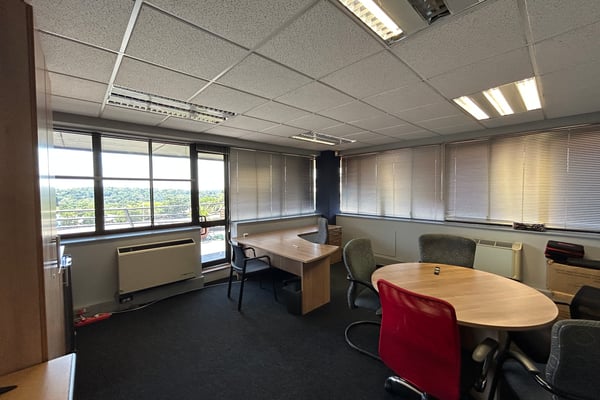 1246m² Office To Let in Westville — image 6