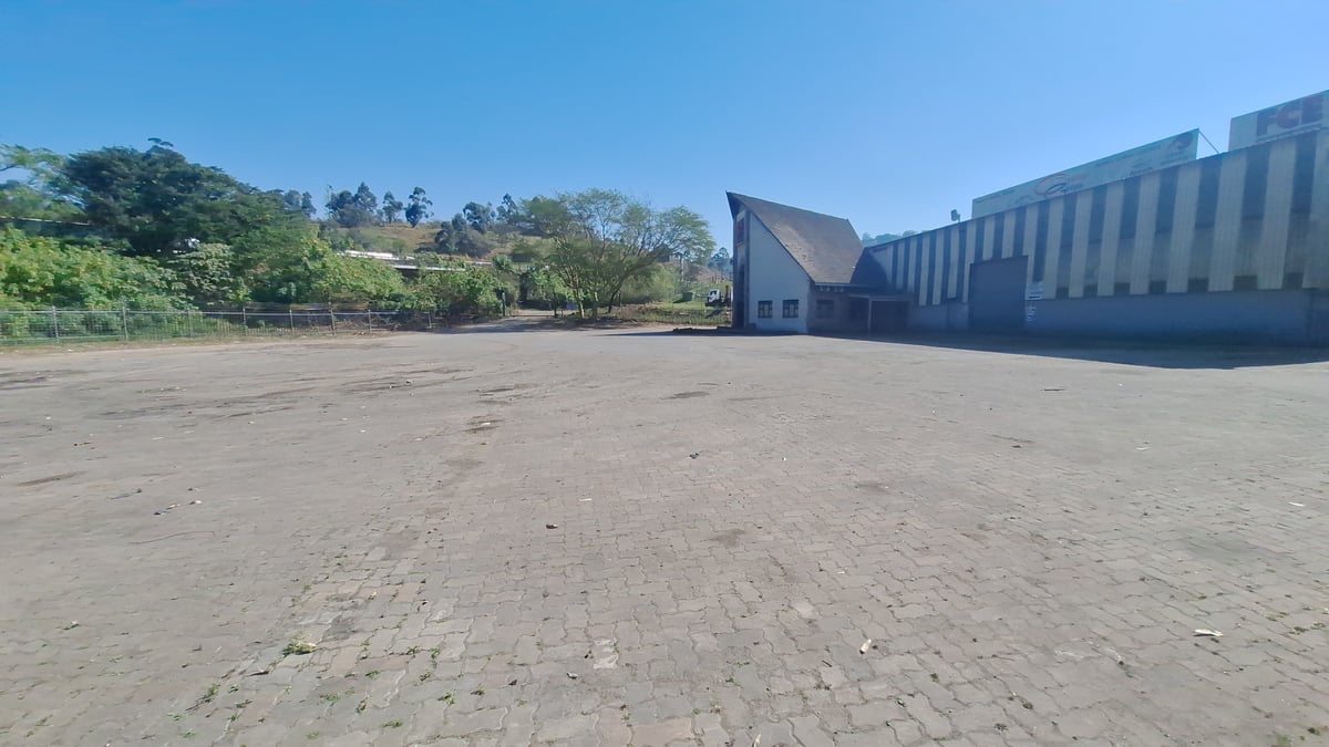 845m² Warehouse To Let in Westmead