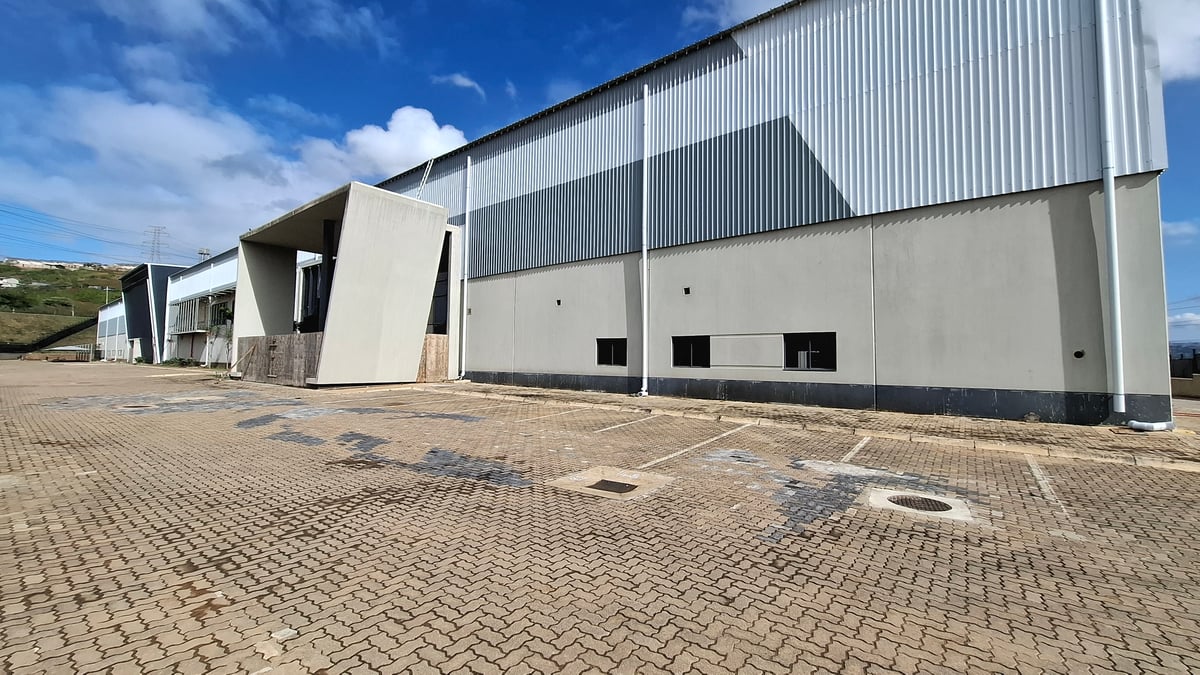 22 428m² Warehouse For Sale in Cornubia