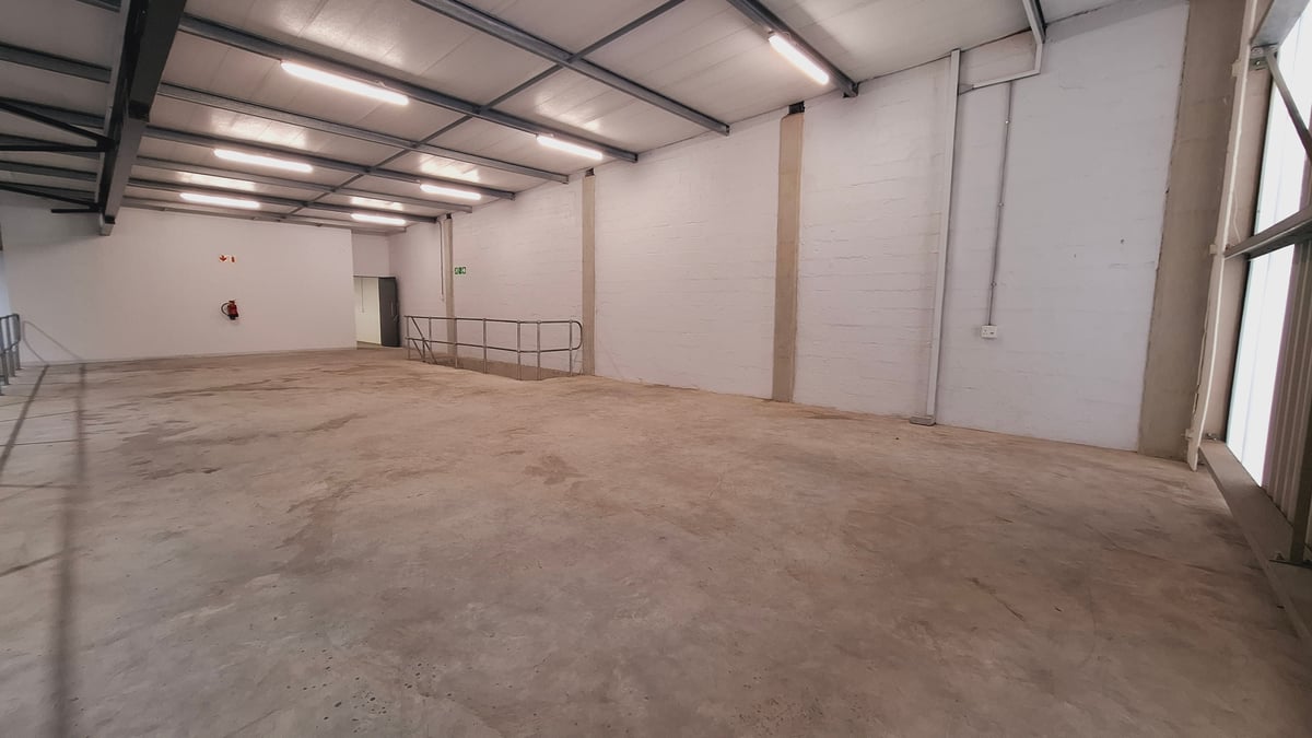 534m² Warehouse for Rent in Cornubia