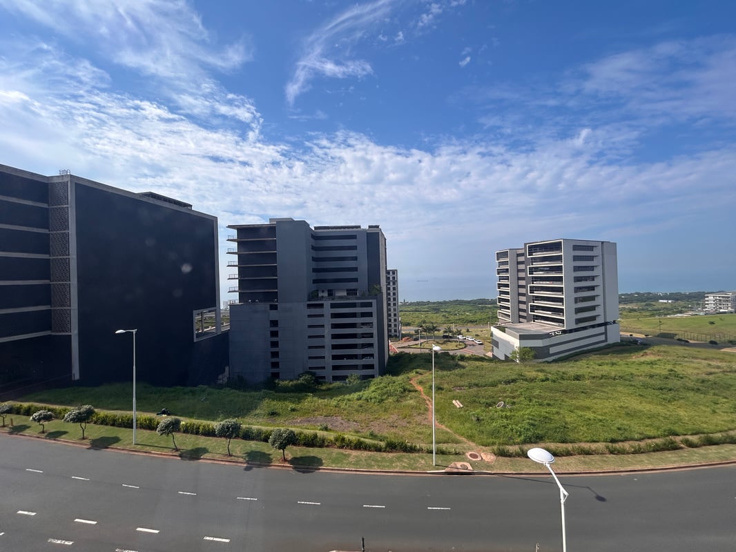 392m² Office To Let at Ridge 6, Umhlanga