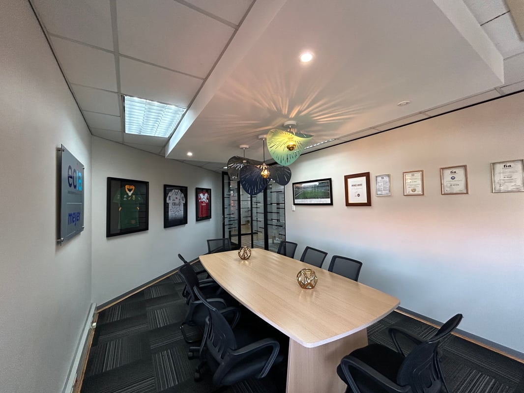 255m² Office To Let in La Lucia Ridge