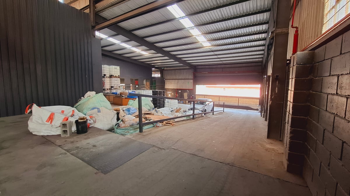 3602m² Warehouse For Lease In Phoenix