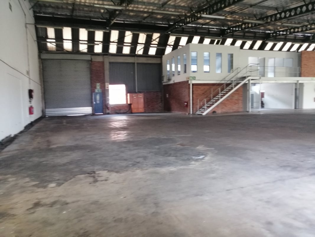 1370m² Warehouse To Let in Westmead