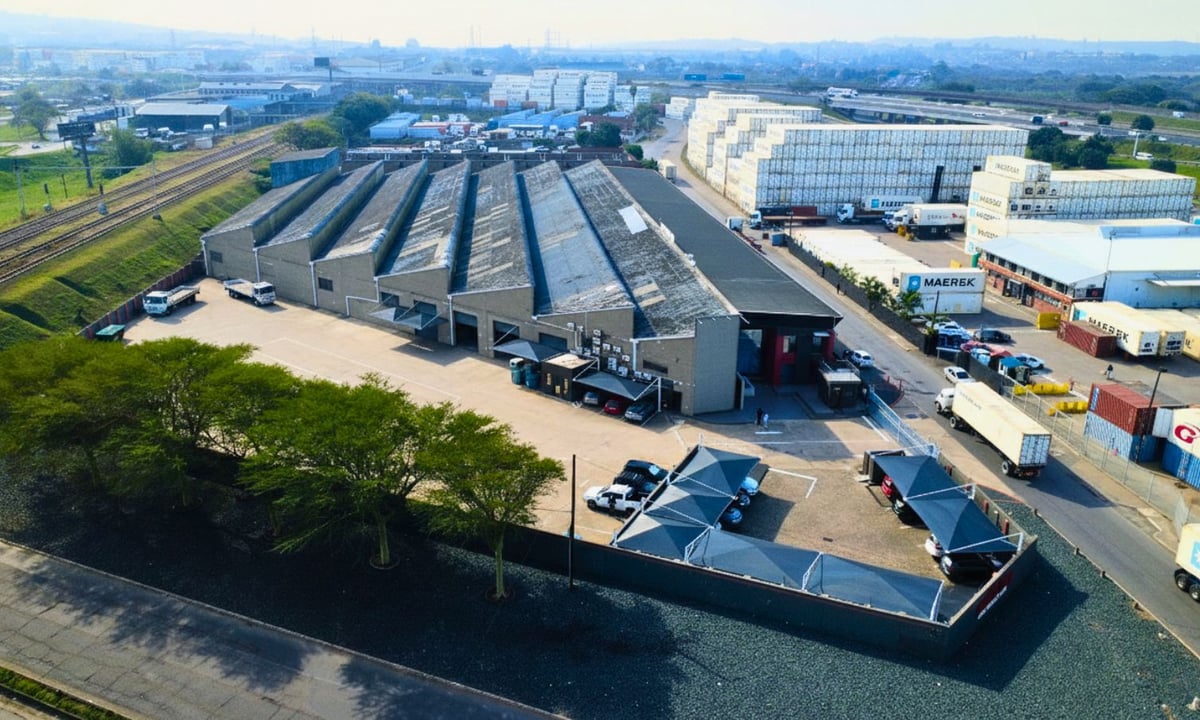 7 982m² Warehouse To Lease in Mobeni