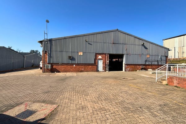 2140m²  Manufacturing & Warehouse Facility To Let – Westmead — image 2