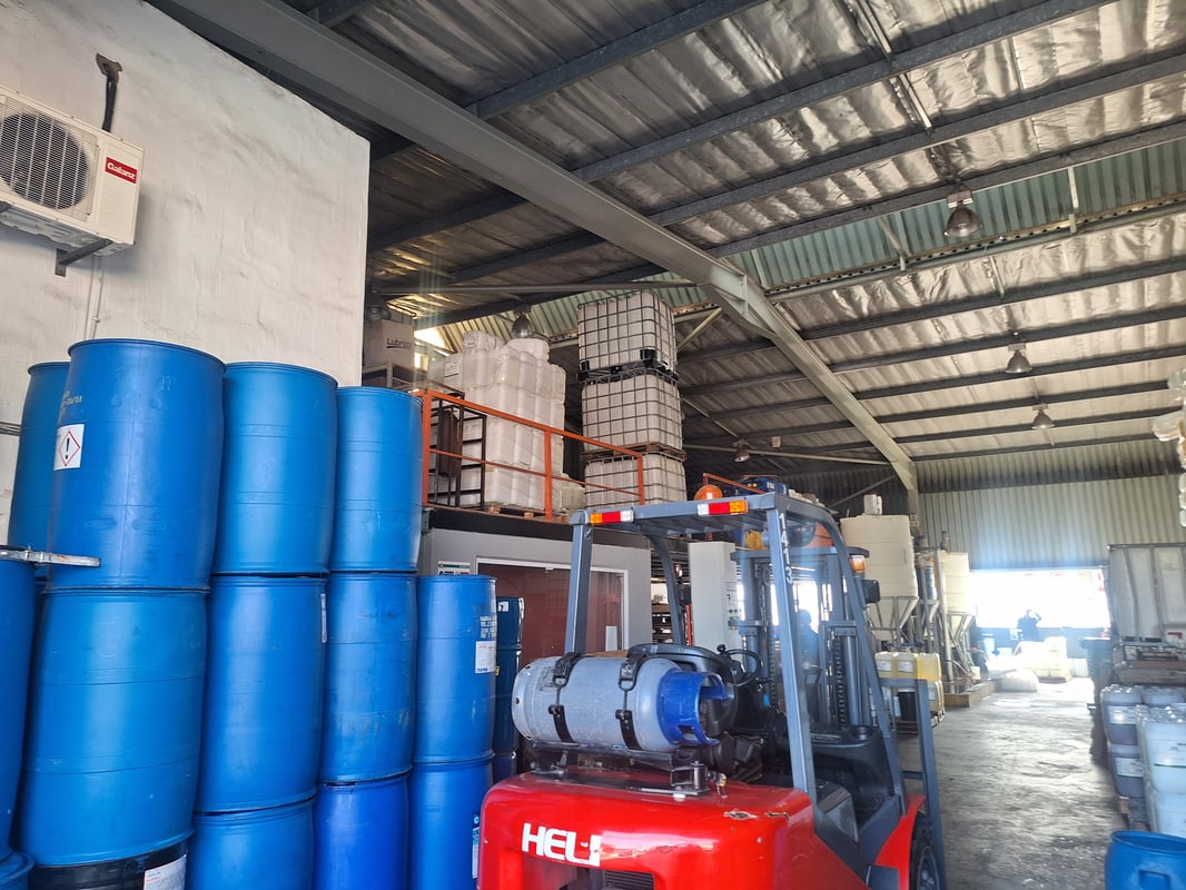 537m² Mini Factory To Let in Pinetown