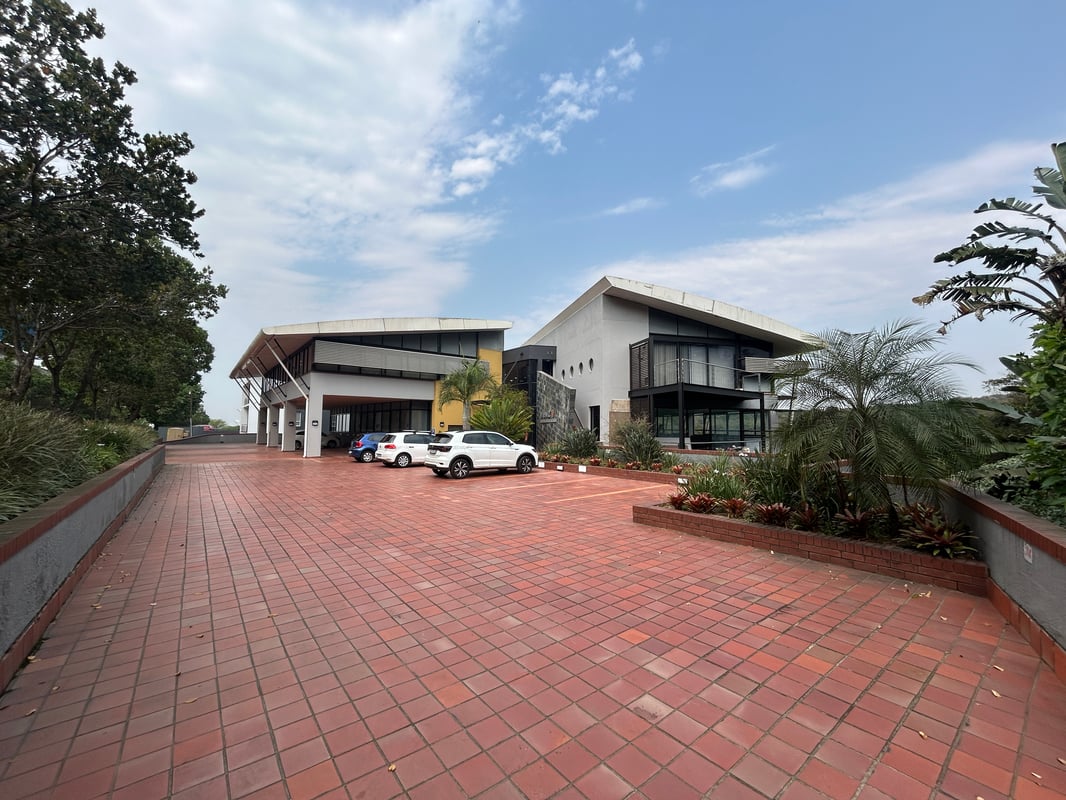 215m² Office For Sale in Westville