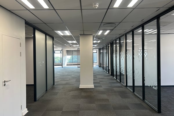 1 678m² Office to Let in The Glasshouse Office Park — image 3