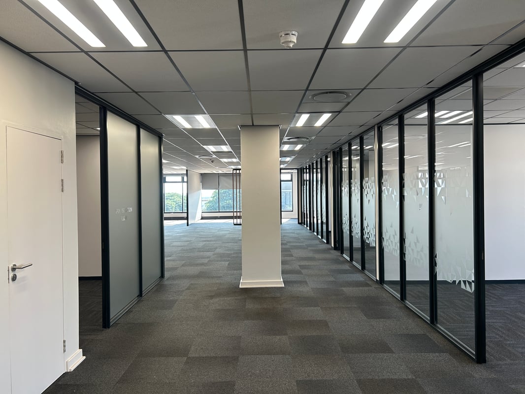 1 678m² Office to Let in The Glasshouse Office Park