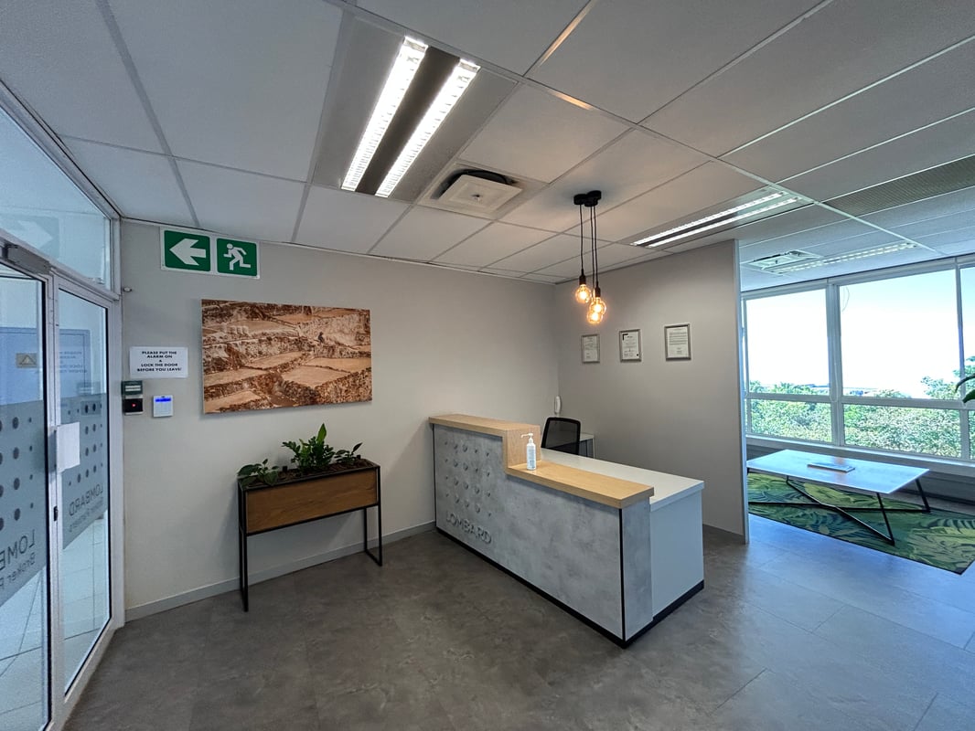  306m² Office To Let In La Lucia Ridge