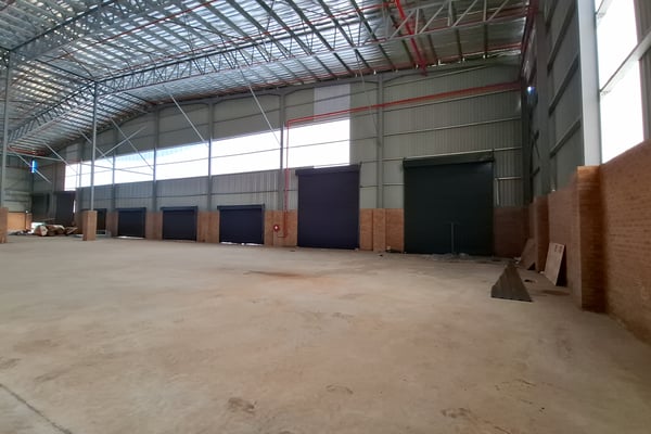 8 120m² Standalone Warehouse For Lease in Springfield — image 5