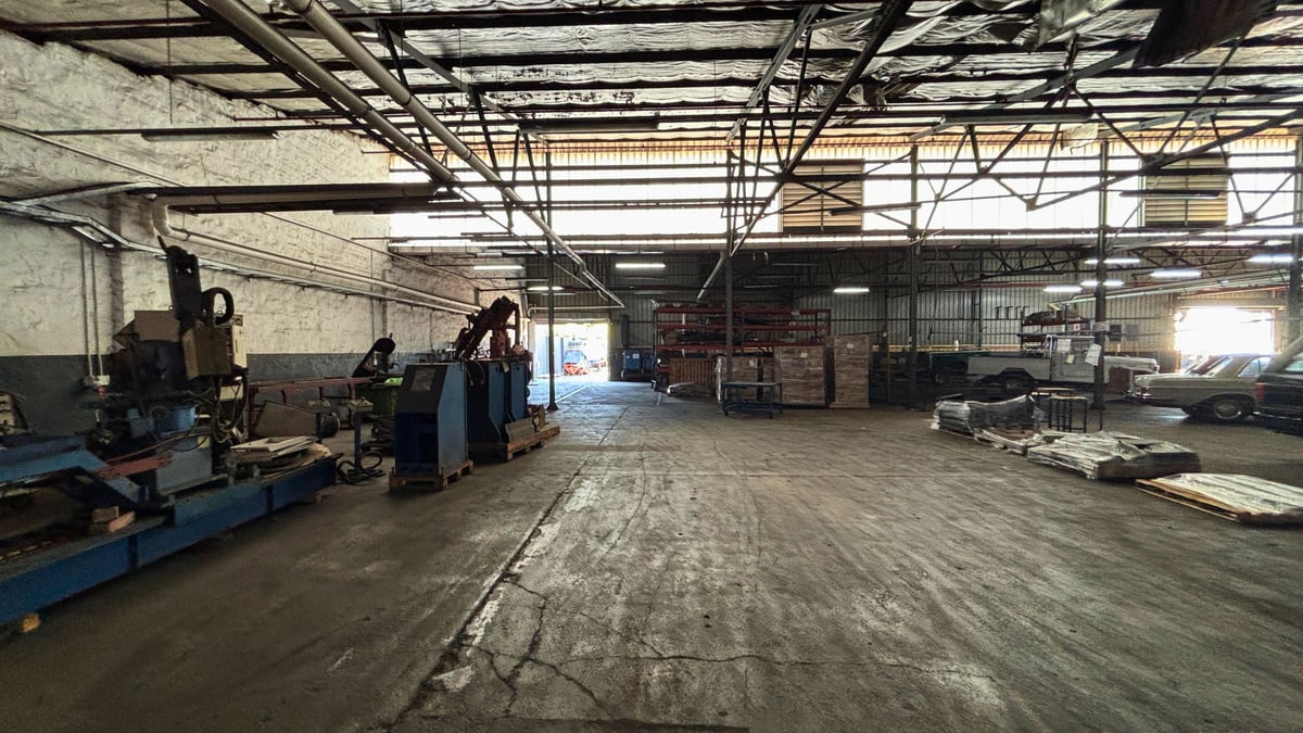 2129m² Warehouse For Lease In New Germany