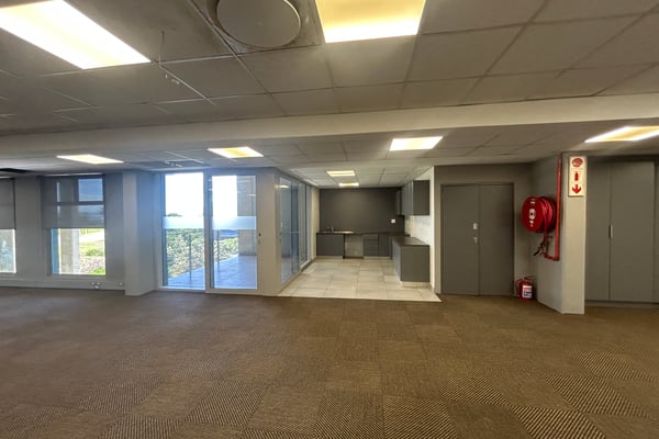 412m² Office For Sale in Point Waterfront, Durban — image 3