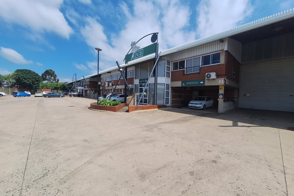3301m² Warehouse To Let in New Germany — image 4