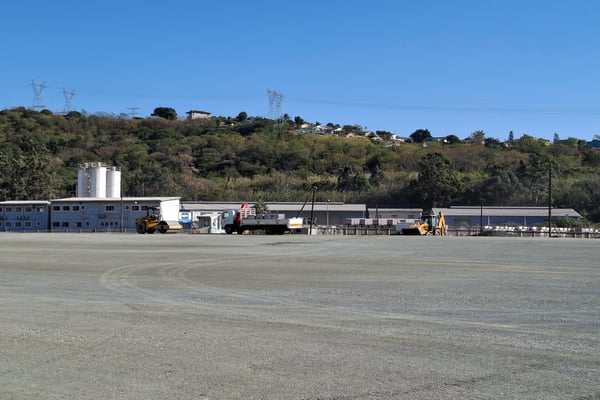 2568m² Hardened Yard For Lease in Riverhorse Valley — image 6