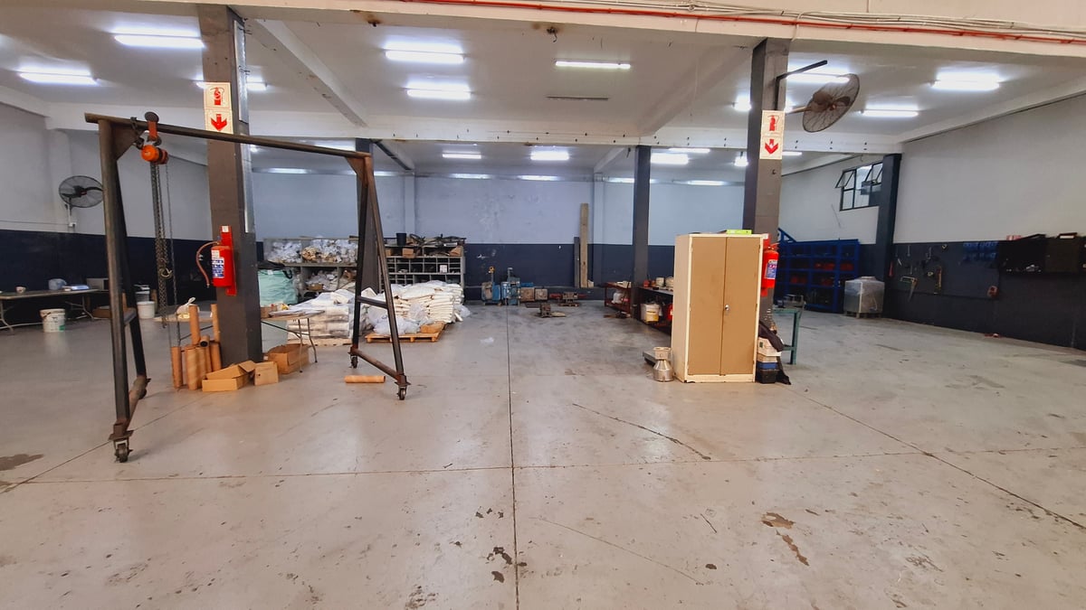3602m² Warehouse For Lease In Phoenix