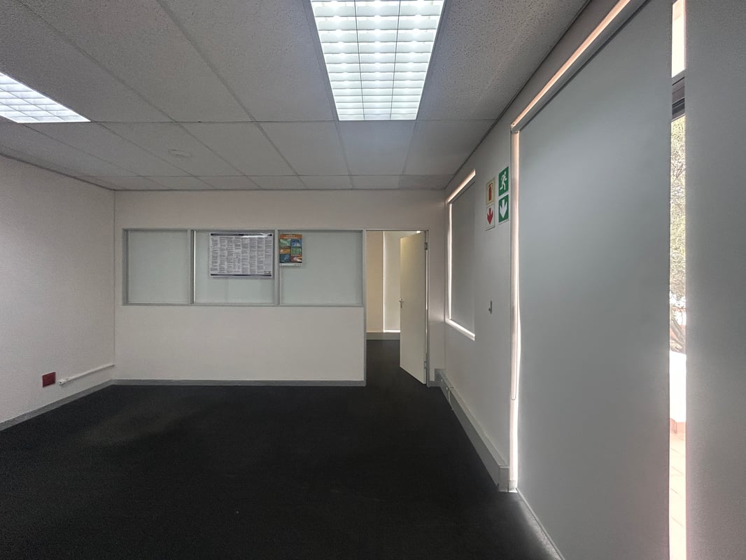 230m² Ground Floor Office To Let in Trosvale Office Park, Umhlanga