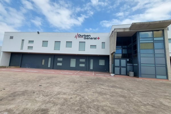 1951m² Office To Let in Riverhorse Valley — image 2