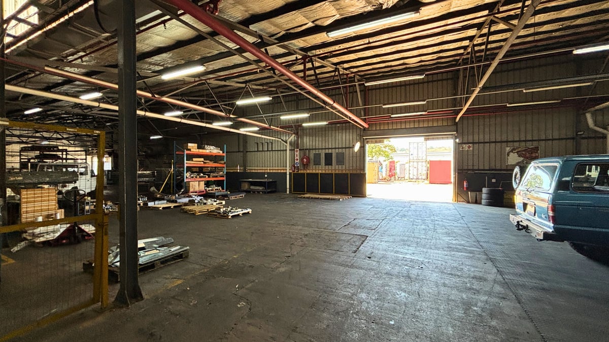 2129m² Warehouse For Lease In New Germany