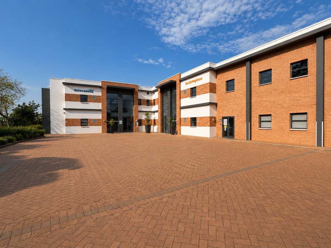 392m² Office To Let In Westway Office Park, Westville