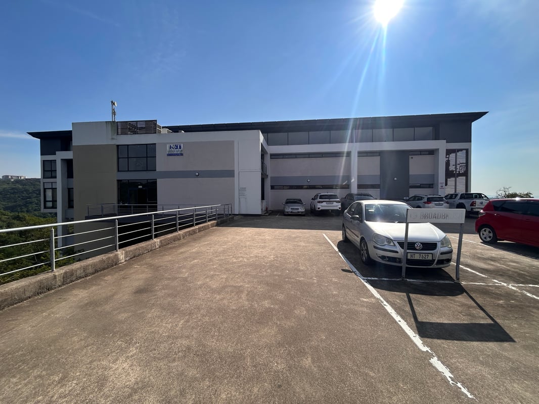 125m² Office To Let in Westville 