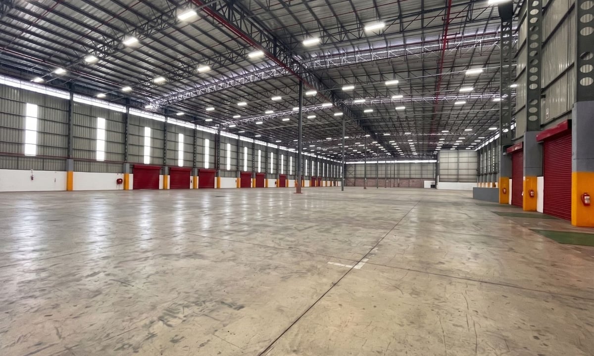15 716m² Premium Logistics & Distribution Warehouse To Let – Prospecton