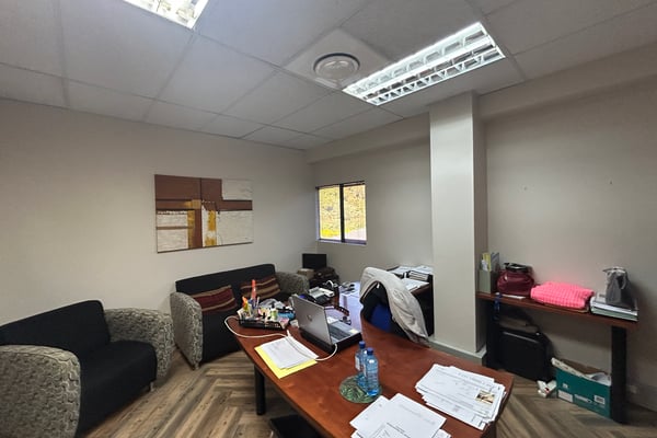  885m² Standalone Office Building for Sale – Derby Downs Office Park, Westville — image 6