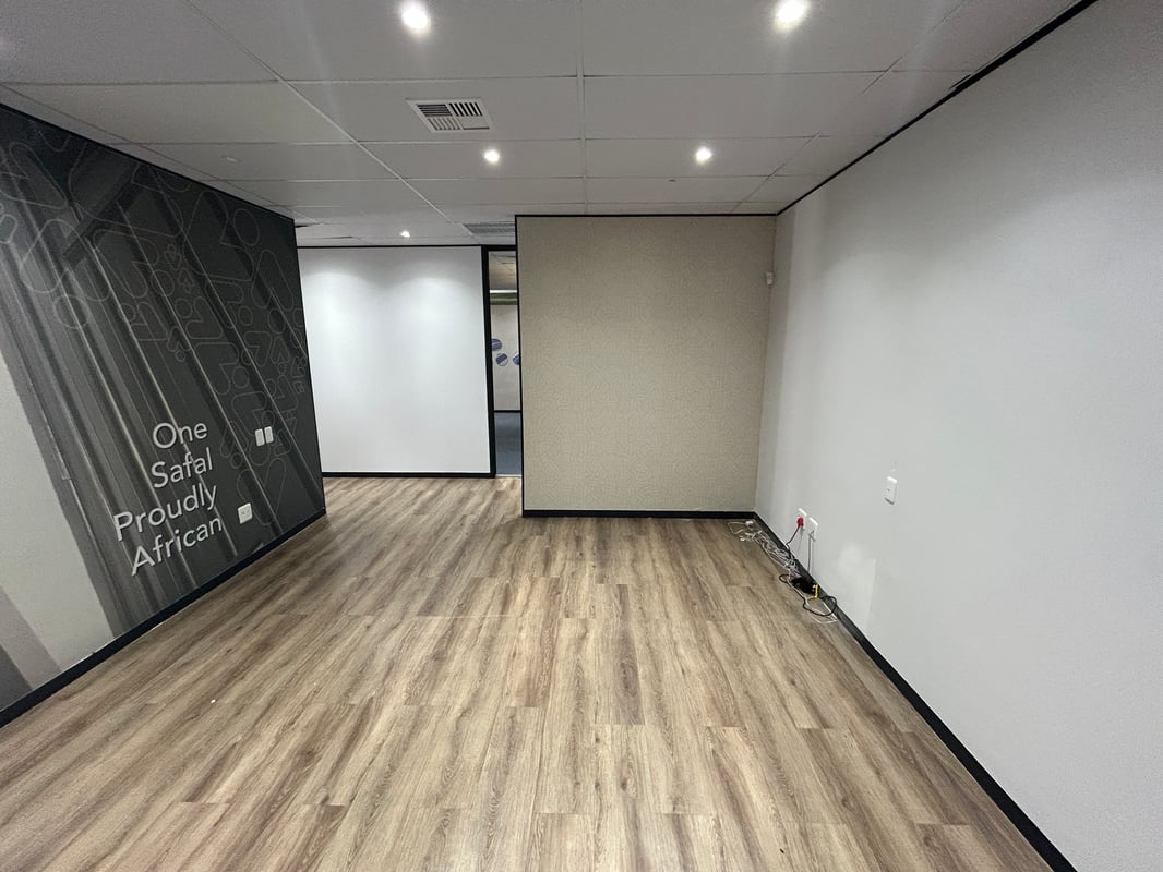 374m² Office To Let – Lillies Quarter Lifestyle Centre, Hillcrest