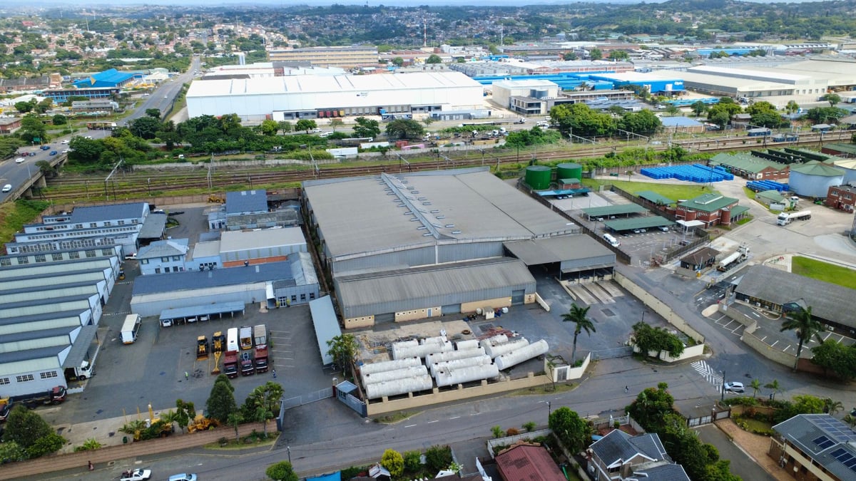 8 029m² Warehouse Available For Lease in Mobeni