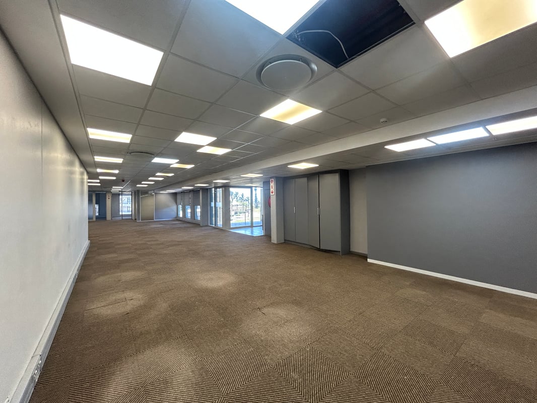 412m² Office For Sale in Point Waterfront, Durban
