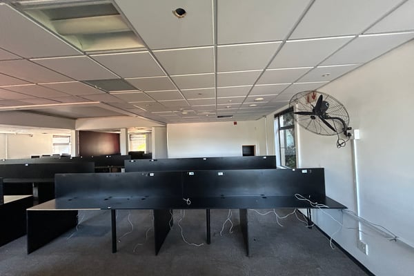 445m² Office For Sale in La Lucia Ridge — image 5
