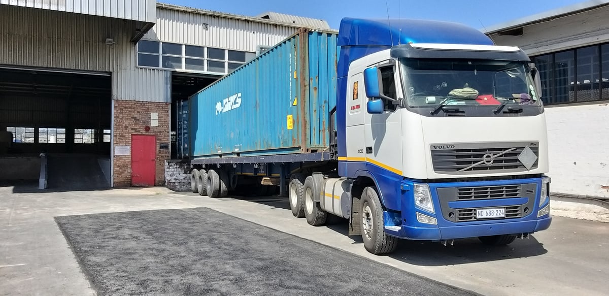 3 637m² Warehouse To Let in New Germany