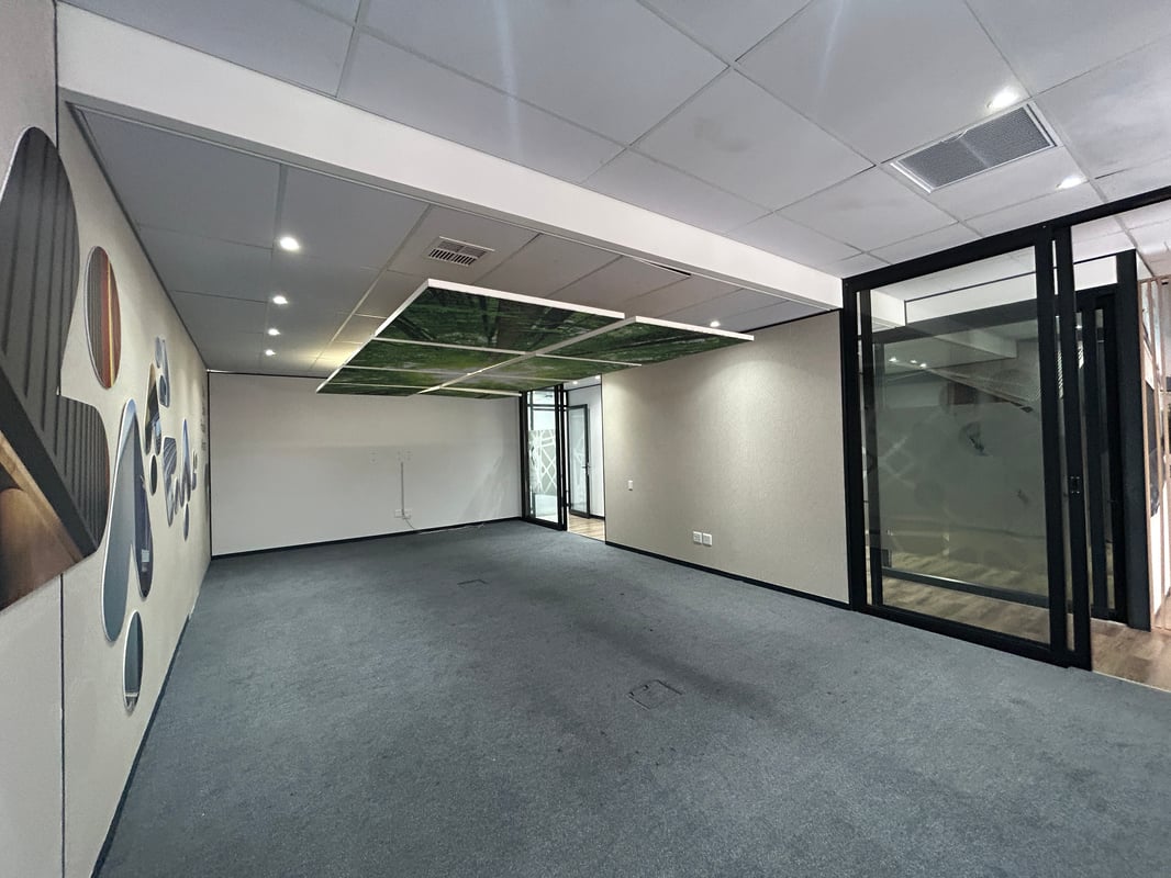 374m² Office To Let – Lillies Quarter Lifestyle Centre, Hillcrest