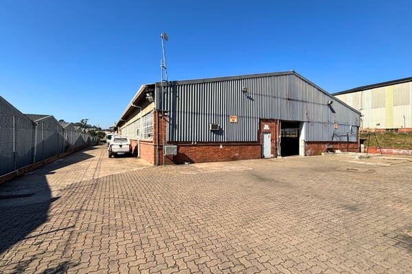 2140m²  Manufacturing & Warehouse Facility To Let – Westmead — image 3